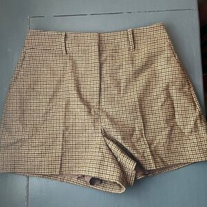 Boden tweed effect lined shorts green and camel 8